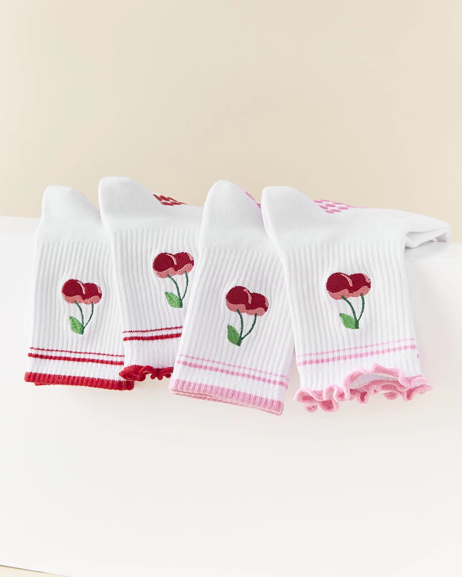 3 Pairs, Cute 3 Pairs Pilates Socks with Grips Ruffle Yoga Sock Grip Socks for Women